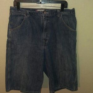 Levi's men's dark wash jean shorts size 34